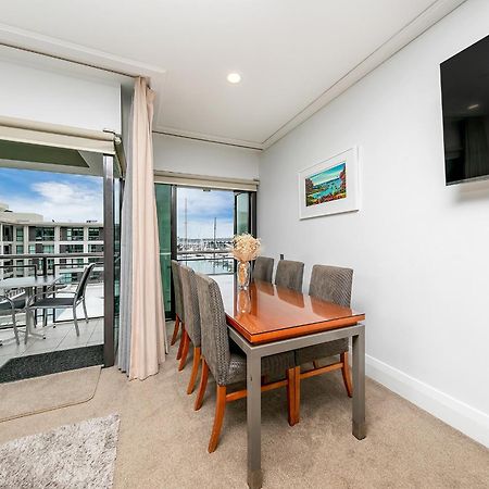 Luxurious & Spacious Living With Breathtaking Views Auckland Exterior foto