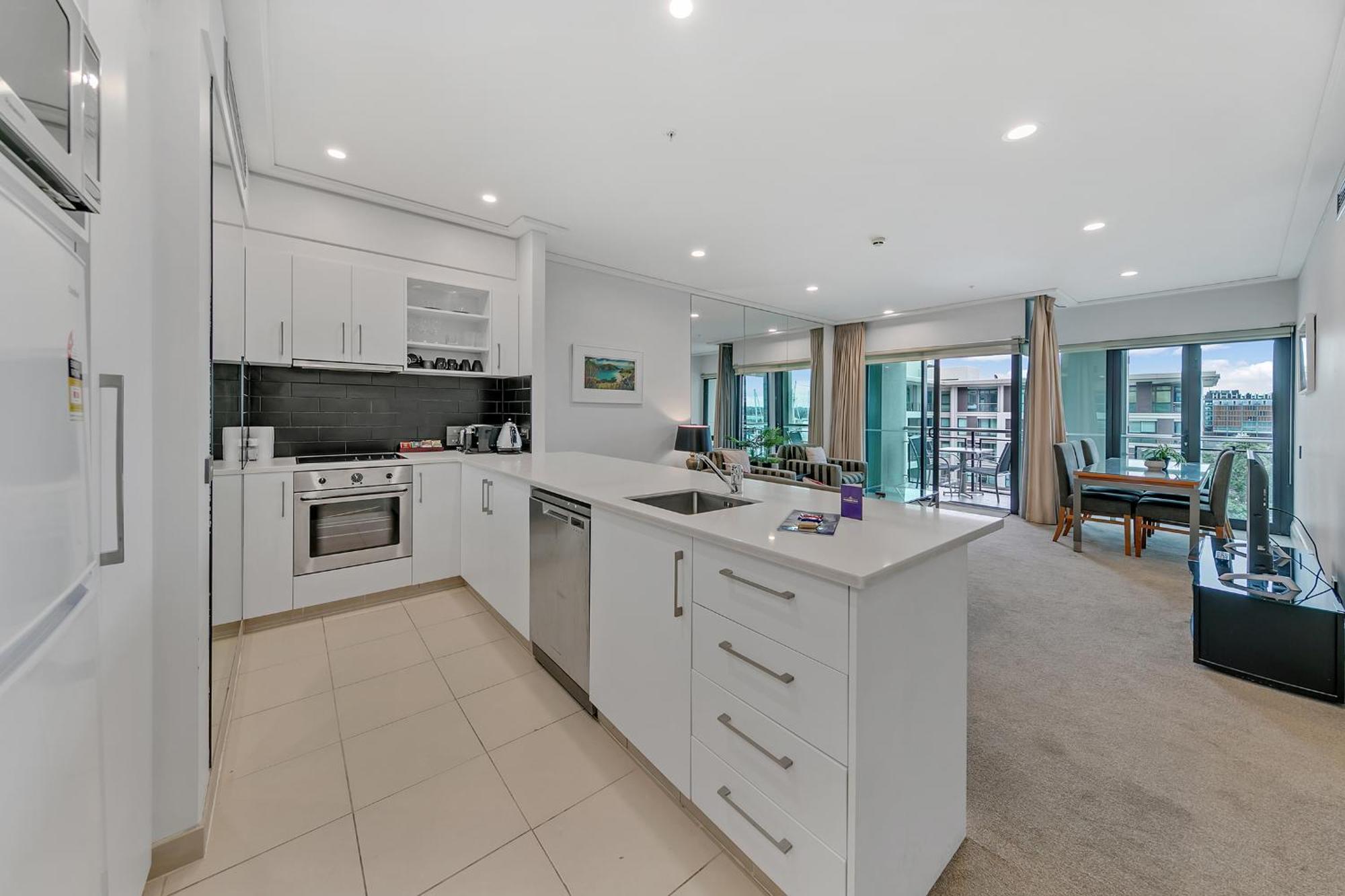 Luxurious & Spacious Living With Breathtaking Views Auckland Exterior foto